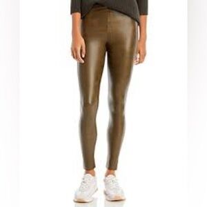 Aqua (Bloomingdale’s Exclusive) Olive Green Faux Leather Leggings, size XL